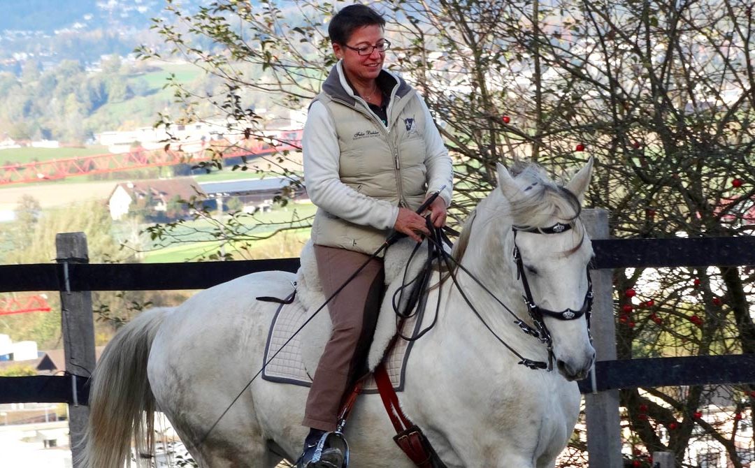 Galopp: Lara Ree mit Pferd